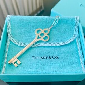 Tiffany & Co. Sterling Silver Key Pendant Necklace 2.5” oval chain 24” authentic